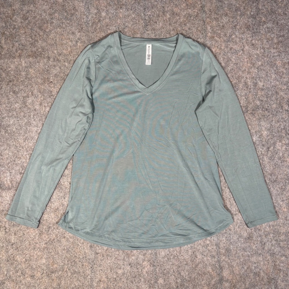 Athleta Essential V Neck Top Womens L Green Long Sleeve Activewear Shirt